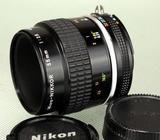 Near-Mint Nikon Micro-NIKKOR 55mm 1:2.8 Lens