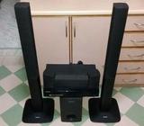 SELLING AS A CD PLAYER FM TUNER STEREO AMPLIFIER WITH SIX SPEAKERS