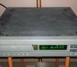 VERY RARE VINTAGE LUXMAN D-005 CD PLAYER MADE IN JAPAN