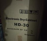 electronic dry cabinet for camera