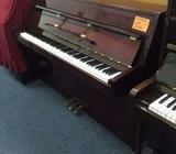 YAMAHA M108 upright piano, brown color, made in Japan, nice sound