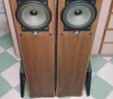 UGLY WOOD BODY HI END SOUND OF VINTAGE CELESTION 15 TOWER FLOOR SPEAKERS
