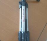 Aluminium Tripod with quick release head
